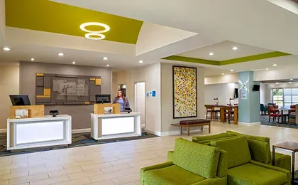 Holiday Inn Express & Suites Florence By IHG