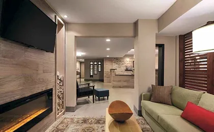 Country Inn & Suites by Radisson, Bakersfield, CA