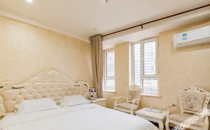 Junyi Chain Hotel (Suning Shifang Road)
