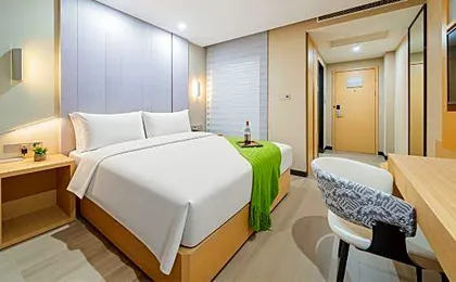Lavande Hotel Shanghai Zhangjiang Guanglan Road Subway Station Branch