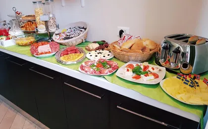 Mia Suites