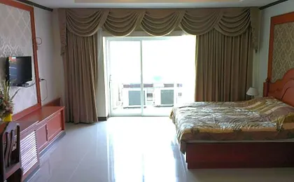 Crystal Place Buayai