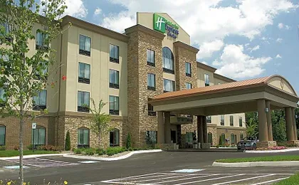 Holiday Inn Express & Suites - Cleveland Northwest By IHG