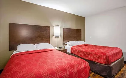 Econo Lodge Milwaukee Airport