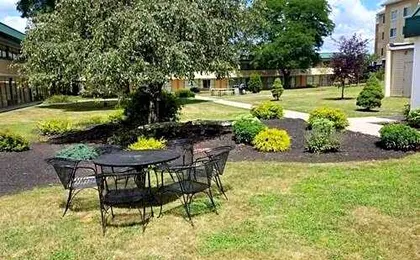 Wilkes-Barre Inn & Suites