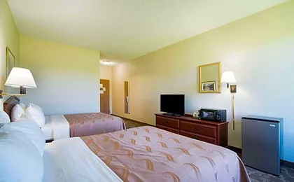 Quality Inn & Suites Schoharie near Howe Caverns