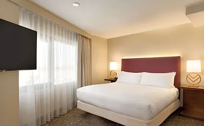 Embassy Suites by Hilton Phoenix Downtown North