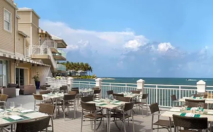 Pier House Resort & Spa