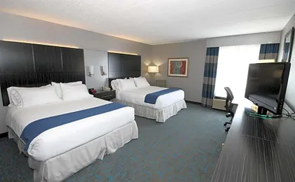 Holiday Inn Express Janesville-I-90 & US Highway 14 By IHG