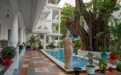 Pirache Art Hotel