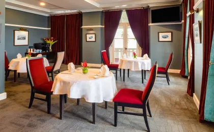 Grand Pacific Hotel