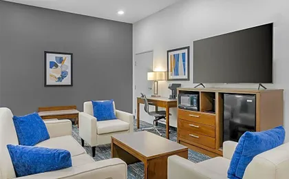 Best Western Plus Washington Hotel