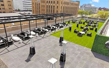 Cambria Hotel Detroit Downtown