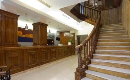 DON CURRO HOTEL