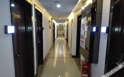 瑞思卡尔酒店