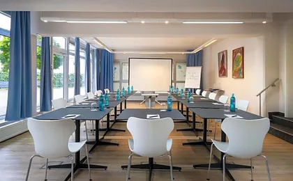 NOVALIS Hotel Dresden by AURUM