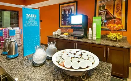Hampton Inn Metairie