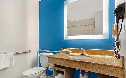 Comfort Inn & Suites Dothan Northside Plaza