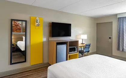 Days Inn by Wyndham Greeneville