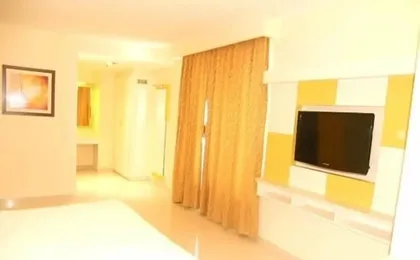 United-21, Hyderabad