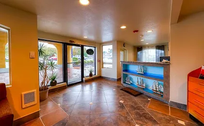 Newport Inn By OYO - Hwy 101