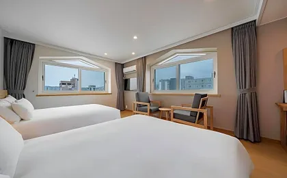 Heyy Seogwipo Hotel