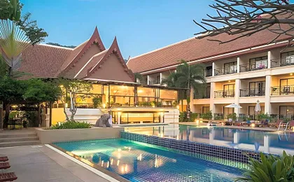 Patong Paragon Resort & Spa SHA Extra Plus