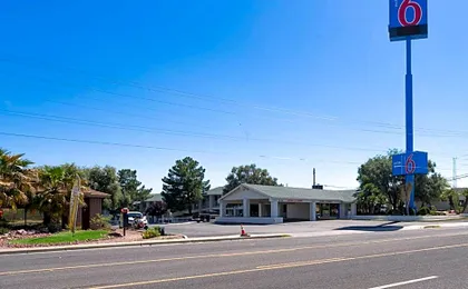 Motel 6 Kingman, AZ - Route 66 West