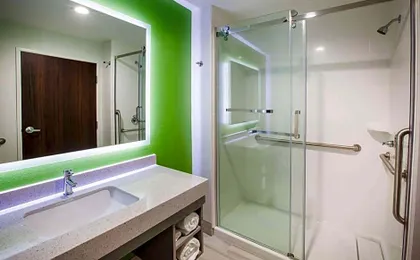 La Quinta Inn & Suites by Wyndham Owasso