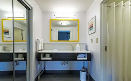 Hampton Inn & Suites Detroit/Allen Park