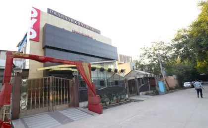 OYO Flagship 18999 Prakash Continental Hotel