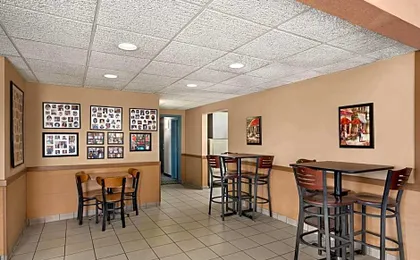 Days Inn by Wyndham Canastota/Verona