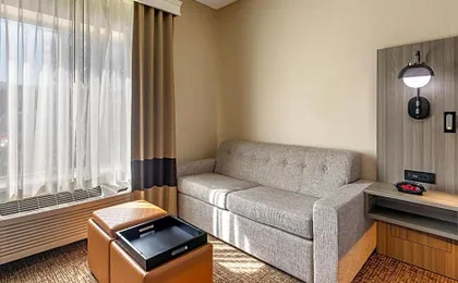 Comfort Inn & Suites North Dallas-Addison