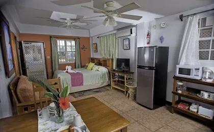 Miramar Apartments