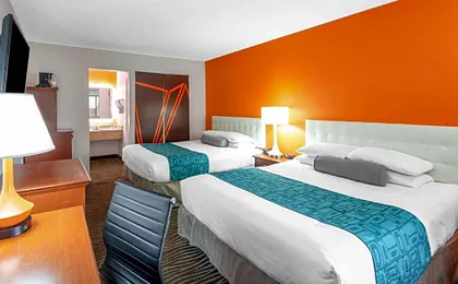 Howard Johnson Hotel & Suites by Wyndham St. George