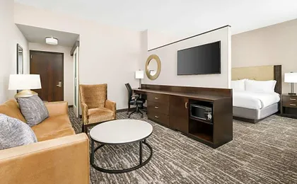 Fairfield Inn & Suites by Marriott New York Midtown Manhattan/Penn Station