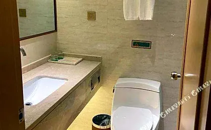 Vienna Hotel (Gaoyou Dongfang Yujing store)
