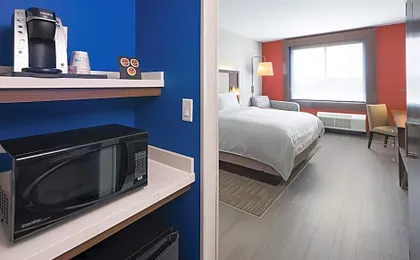 Holiday Inn Express & Suites Lubbock Central - Univ Area By IHG