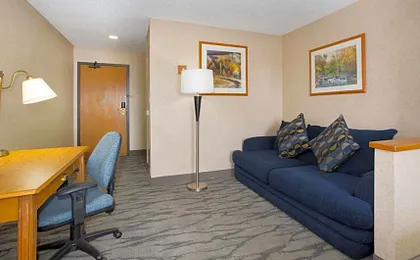 FairBridge Inn & Suites Thornton