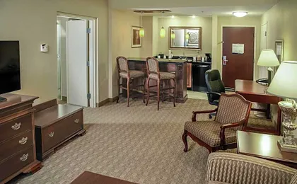 Hampton Inn & Suites Youngstown-Canfield