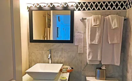 Morris House Hotel - Bed And Breakfast