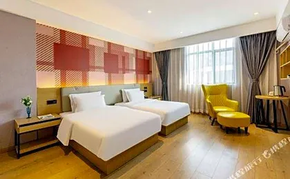 Moli Hotel (Guangzhou Yongqingfang Zhongshan 8th Road Subway Station)