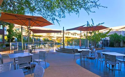DoubleTree by Hilton Napa Valley American Canyon