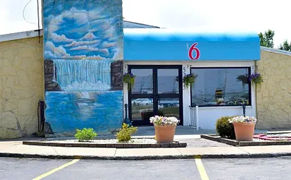 Motel 6-Hamburg, NY