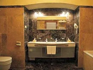 Citadel Inn Hotel & Resort