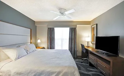 Homewood Suites By Hilton Phoenix-Biltmore