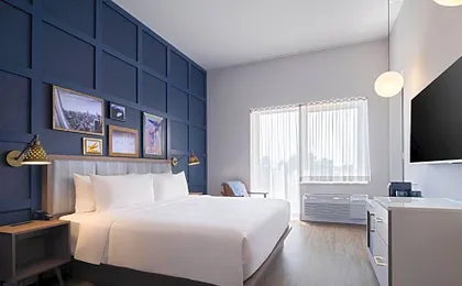 voco Fiorello - LaGuardia Airport by IHG