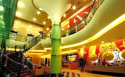 Ros-In Hotel