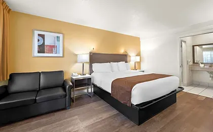Americas Best Value Inn & Suites Flagstaff