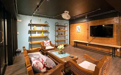 Koenji Guest House & Bar Chiang Mai